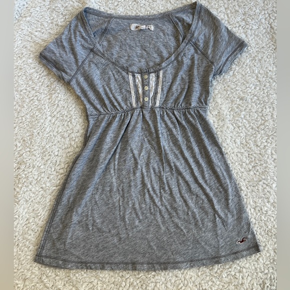 Hollister Tops - Vintage y2k 2000s Hollister Babydoll top pointelle buttons grey and white